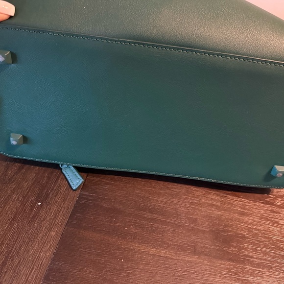 BEIS WICKED Green Leather Backpack - Picture 8 of 9